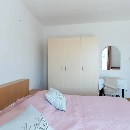 Apartment Antonija M
